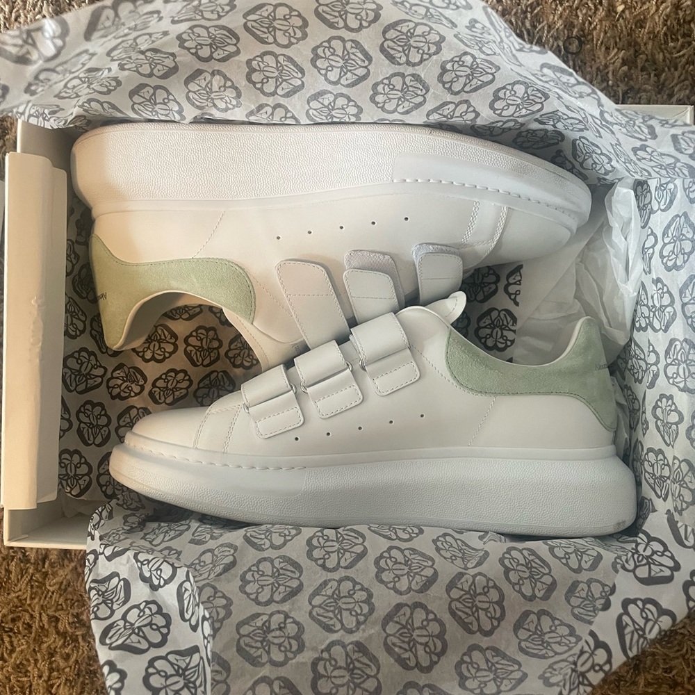 Alexander McQueen Sneakers - Picture 3 of 6